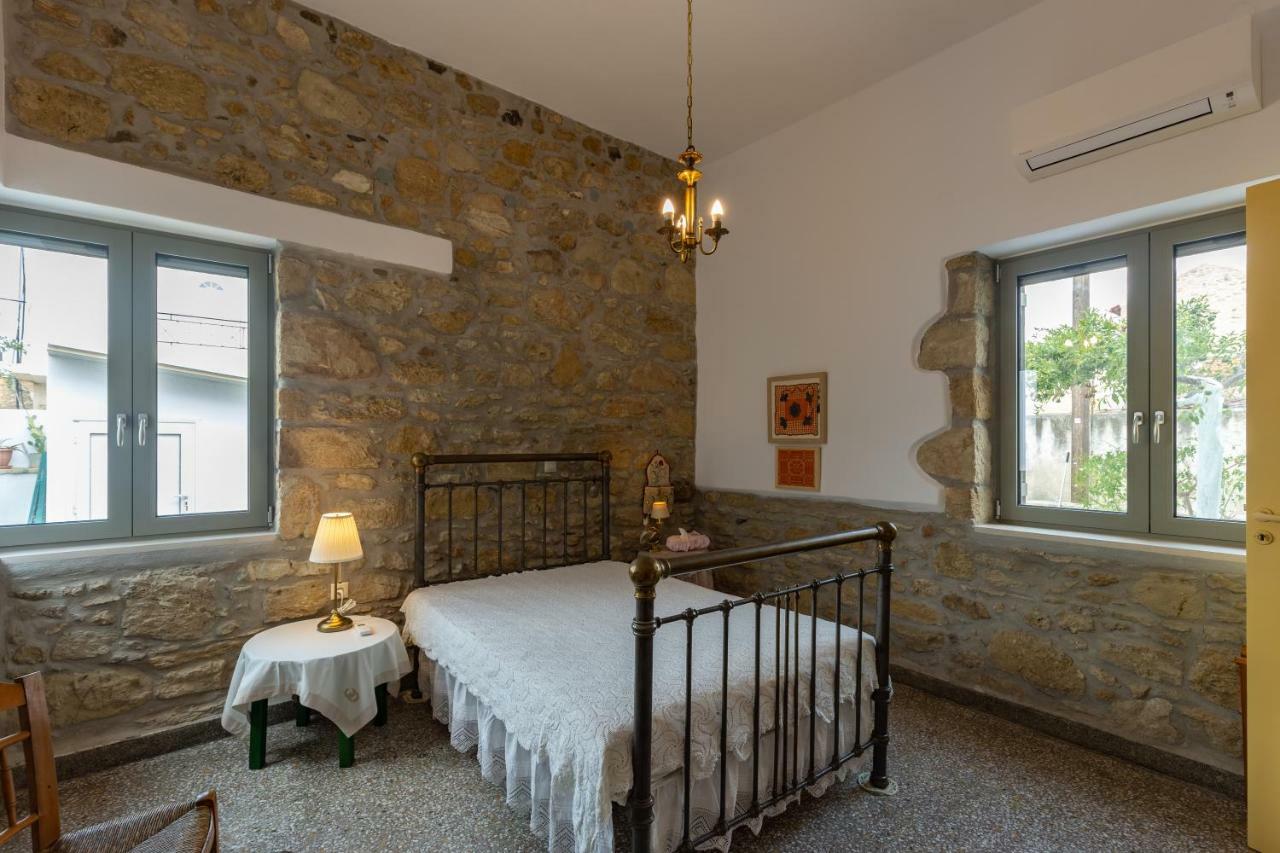 Villa Iliopetra House à Sívas Extérieur photo