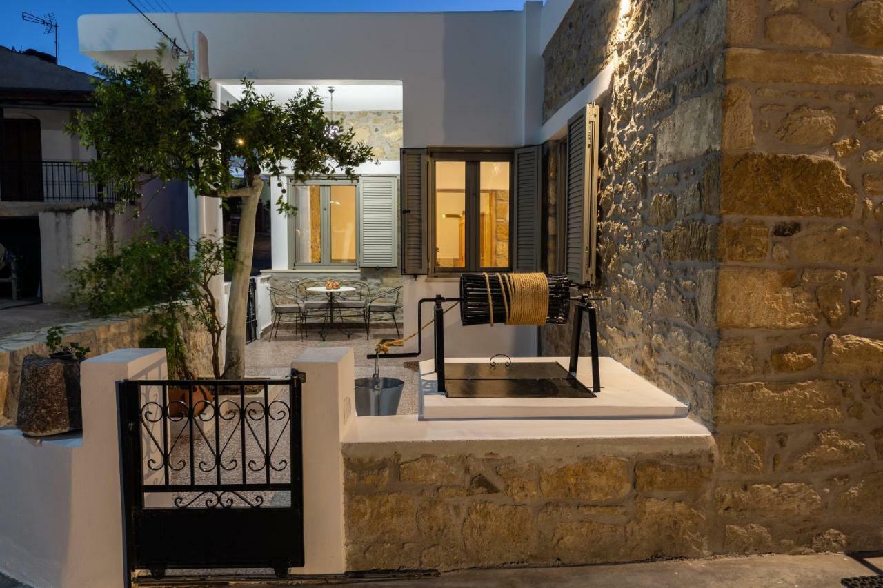 Villa Iliopetra House à Sívas Extérieur photo