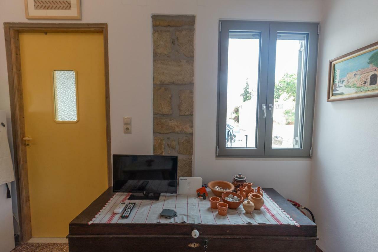 Villa Iliopetra House à Sívas Extérieur photo