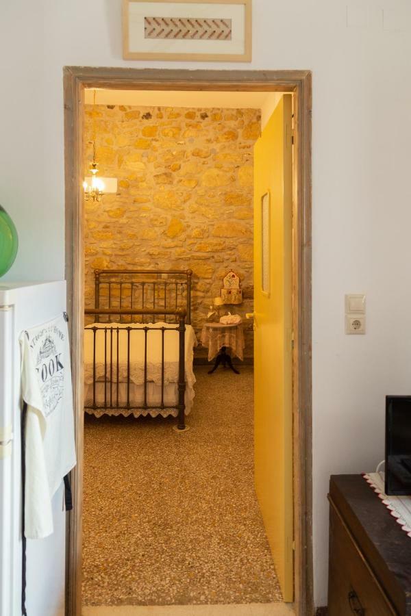 Villa Iliopetra House à Sívas Extérieur photo