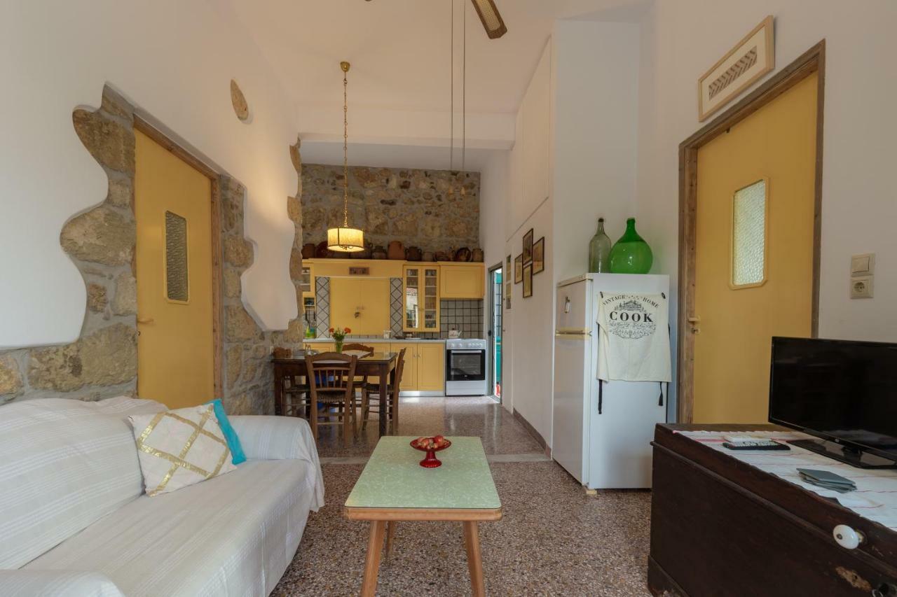 Villa Iliopetra House à Sívas Extérieur photo